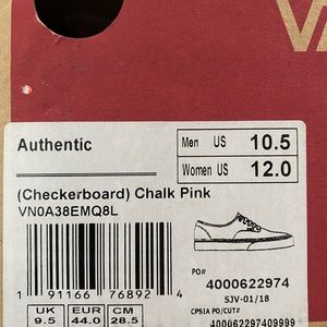 VANS. SZ.10.5. CHALK PINK AUTHENTICS.